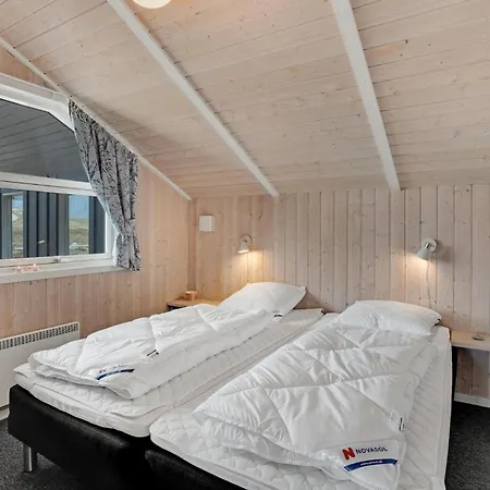 Pet Friendly In Hvide Sande 펜션