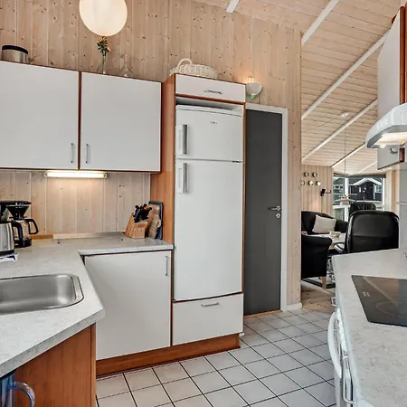 펜션 Pet Friendly In Hvide Sande *